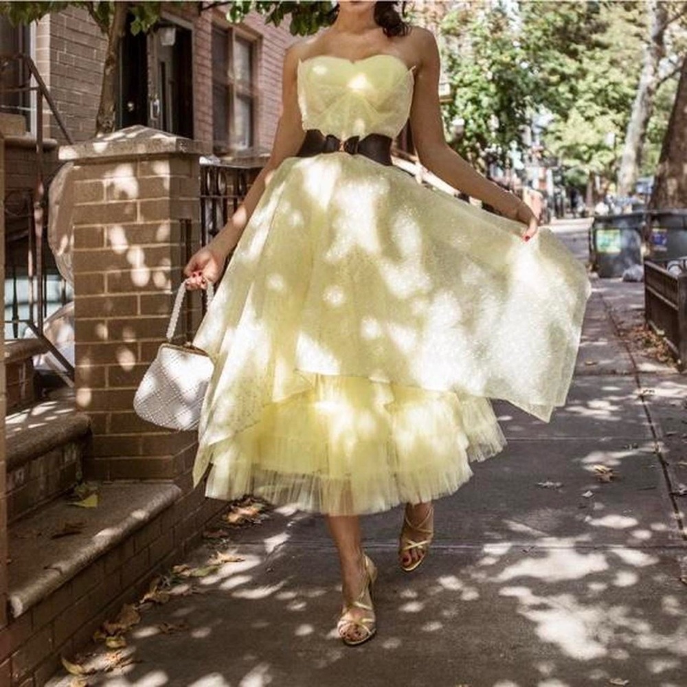 Vintage 1950s pale yellow eyelet and tulle party dress